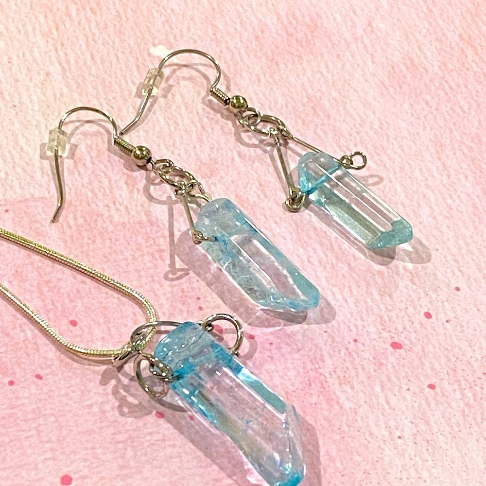 HANDMADE Necklace and Earrings Set